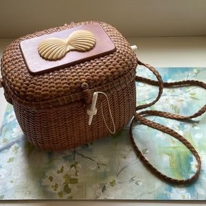 Farnum Vintage Nantucket Wicker Basket Pocketbook!